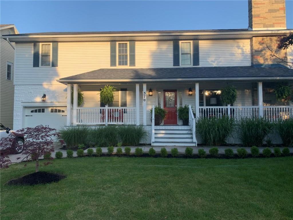 Centre Gate House Licence# 117-2023 Βίλα Niagara-on-the-Lake Εξωτερικό φωτογραφία